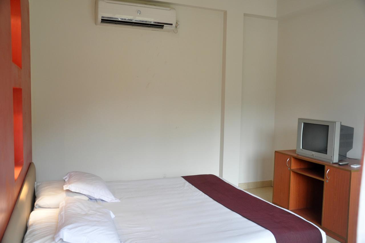Foy'S Lake Resort Dakhin Kattali Экстерьер фото
